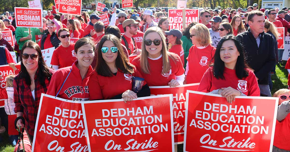 Bargaining resumes after lively display of community solidarity with Dedham teachers